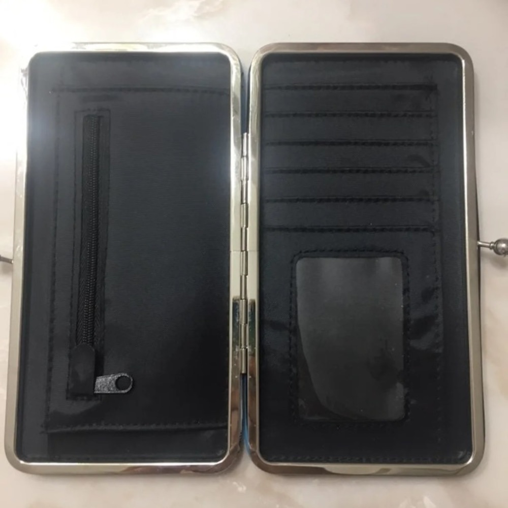 Frozen Wallet - Picture 3 of 6